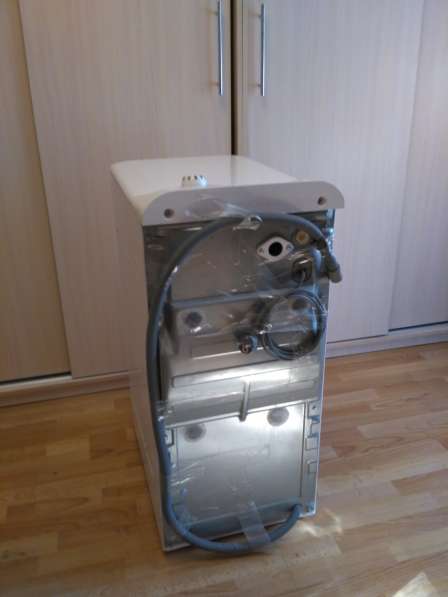 Стиральная машина Candi CTO1066, б. у. Немного гремит подшип в Москве фото 5