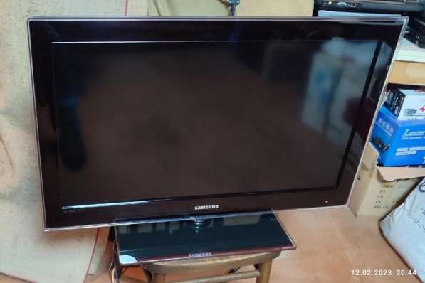 Телевизор Samsung le32b553m3w в Электростале фото 3