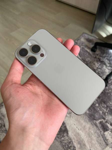 Продам IPhone 15 Pro, 128GB