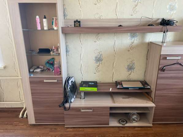 Стенка в гостиную бу
