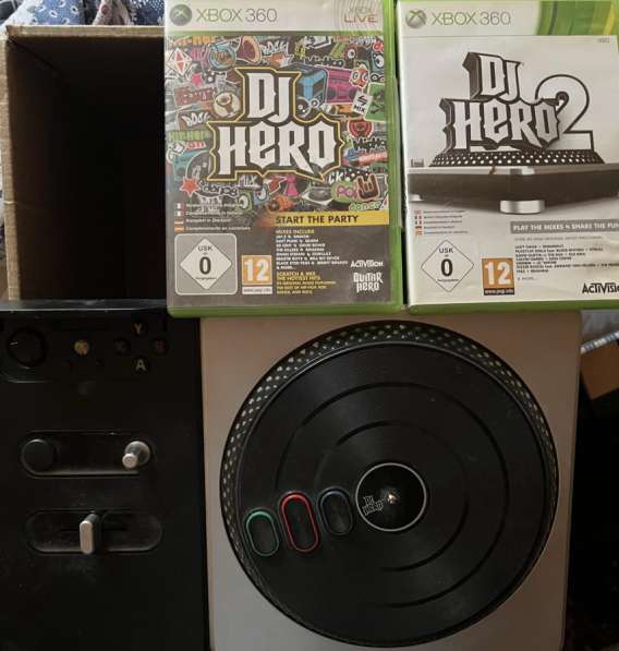 DJ Hero Pack+ 2 игры в Москве