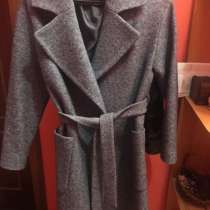 Пальто женское, в Москве