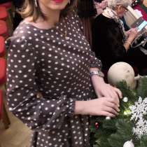 Платье в горошек, в Санкт-Петербурге