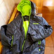 Продам подростковые куртки на мальчика, в г.Луганск