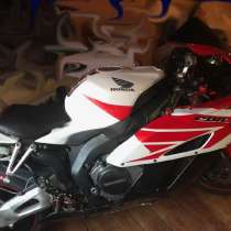 Продам мотоцикл Honda Cbr1000Rr 2004г в Москве, в Москве