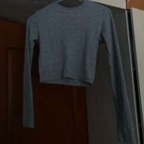 Серая укороченная оттягивающая кофта, в Златоусте