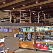 Subway и суши, лапша, в Москве