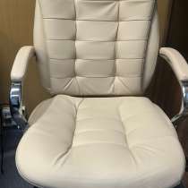 Продается кресло офисное, в Новосибирске