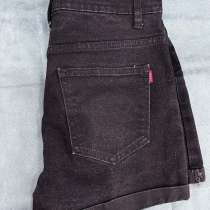 Шорты, юбка каждая вещь по 700 руб, в Тамбове