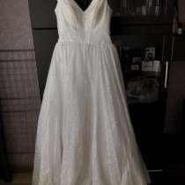 Продам свадебное платье, в Кимре