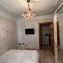 Продается 2-х комнатная квартира, на космонавтов 82,4 этаж, в Черкесске