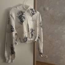 Худи, в Санкт-Петербурге