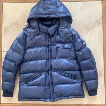 Пуховик Moncler, в Санкт-Петербурге