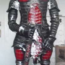 Рыцарь в доспехе-скульптура из металла, в Белореченске