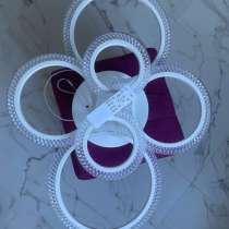 Продам люстру,10 из 10 попользовалась всего 3 месяца, в Санкт-Петербурге