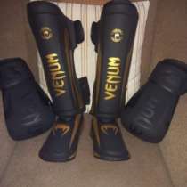 Щитки перчатки тайский бокс и шорты, в Сургуте