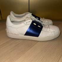 Valentino, размер 40, в Москве