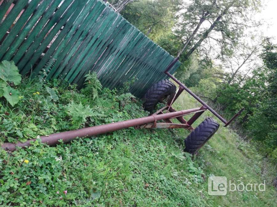 Прицеп для бревен. Прицеп для перевозки бревен. Самодельный прицеп для перевозки бревен. Прицеп для перевозки жердей. Прицеп для транспортировки бревна самодельный.